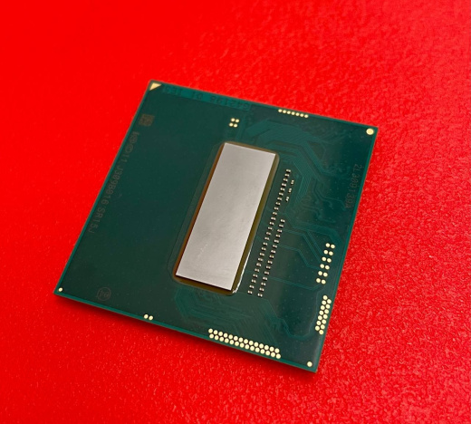 Процессор Intel Core i7-4702MQ SR15J 2,2-3,2 ггц