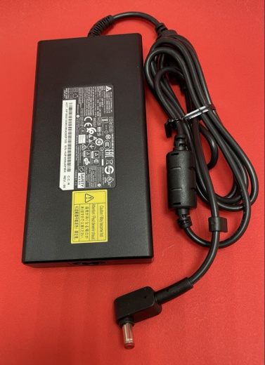 Блок питания (сетевой адаптер) для ноутбуков Acer 19.5V 9.23A 180W 5.5x1.7 (оригинал) 