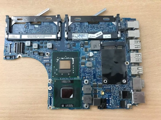 Материнская плата Apple MacBook A1181 б.у