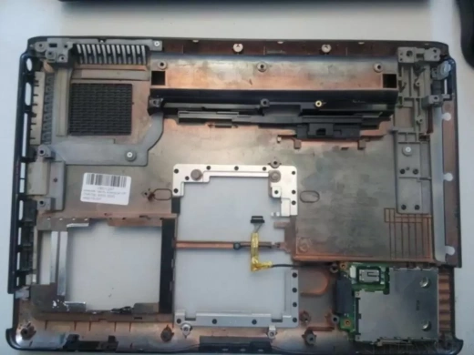 Нижняя панель для ноутбука HP Pavilion DV6-1000, б.у.