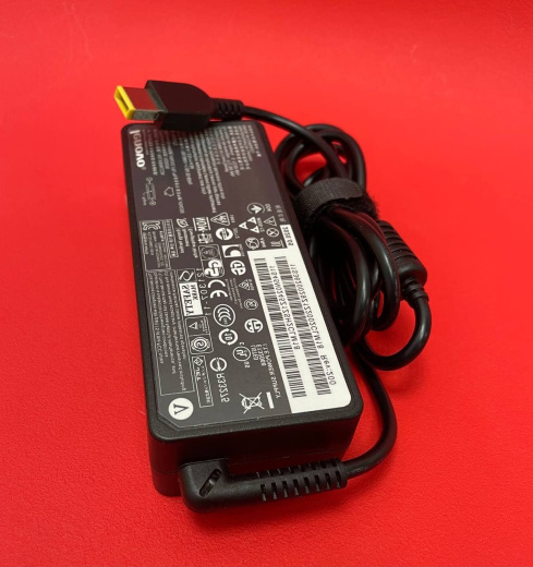 Блок питания (сетевой адаптер) для ноутбуков Lenovo 20V 4.5A 90W прямоугольный, без сетевого кабеля