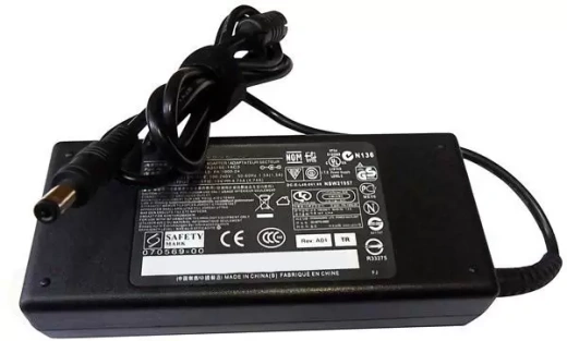 Блок питания (сетевой адаптер) для ноутбуков Toshiba 19V 4.74A 90W 5.5x2.5