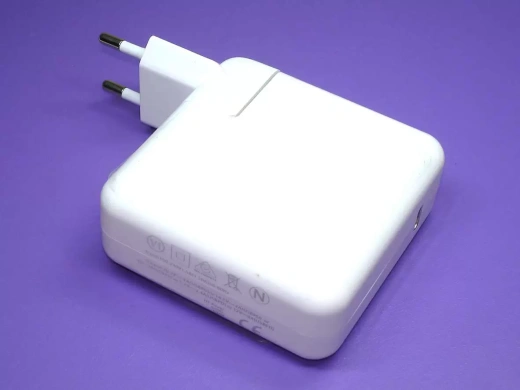 Блок питания (сетевой адаптер) для ноутбуков MacBook 61W USB Type-C