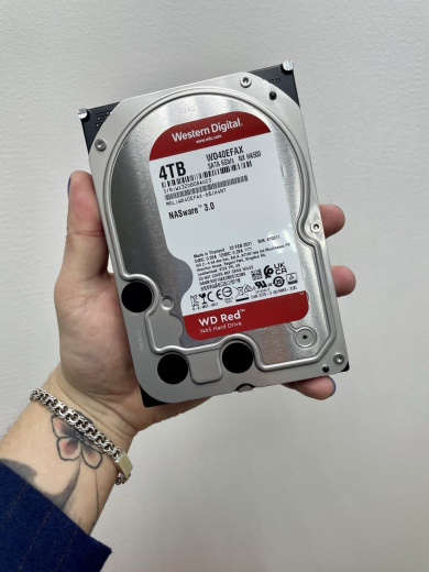 Жесткий диск WD Red 4TB (WD40EFAX)