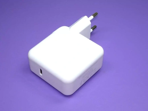 Блок питания (сетевой адаптер) для ноутбуков MacBook 29W USB Type-C, без кабеля