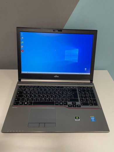 Мобильная рабочая станция Fujitsu Celsius H730