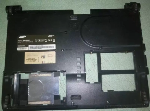 Нижняя панель для ноутбука Samsung R20, б.у.